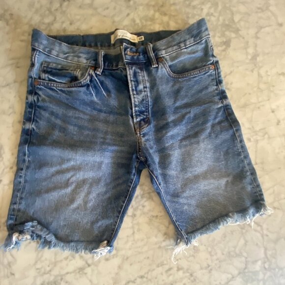 H&M‎ L.O.G.G. Jean Shorts -Size 32 - Picture 1 of 4